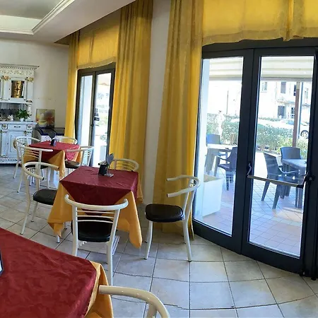 Le Vele Hotel 3*